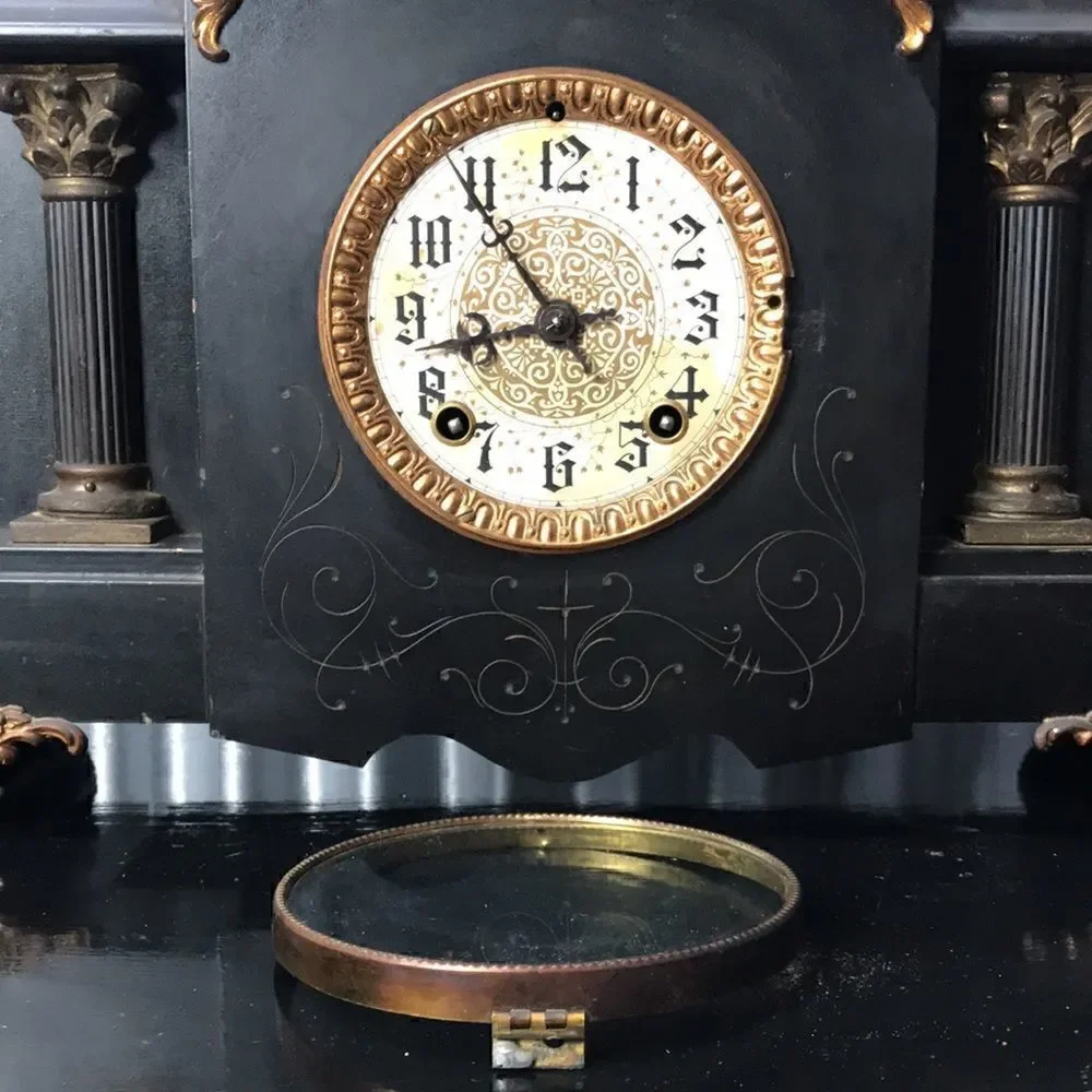 ANTIQUE MANTEL CLOCK-WM L GILBERT-MAJESTIC CLOCK-WINSTED,CONN.-PAT.1881